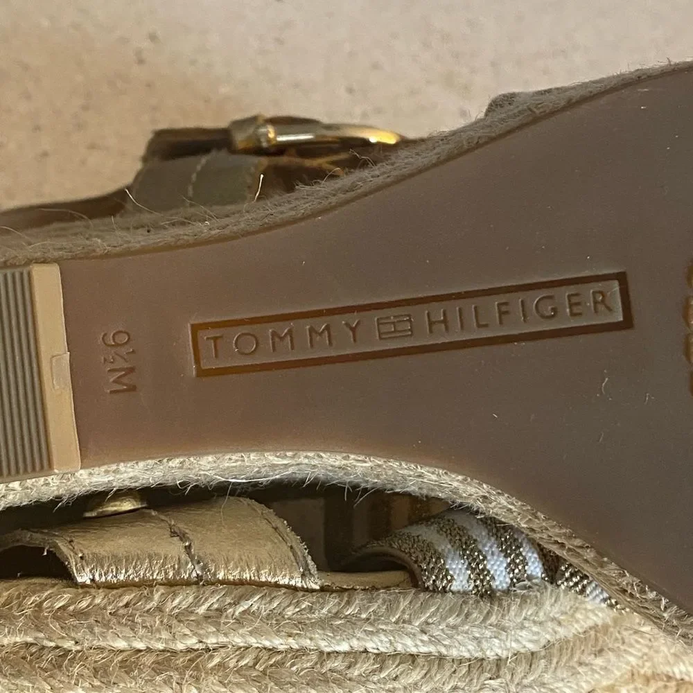 Women’s Tommy Hilfiger wedge sandals, NWOT